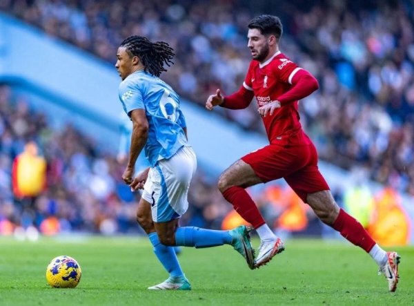 配资网络炒股 1500万欧！曼城铁卫白菜价巴萨仍无力承担 这么穷还觊觎巴斯托尼